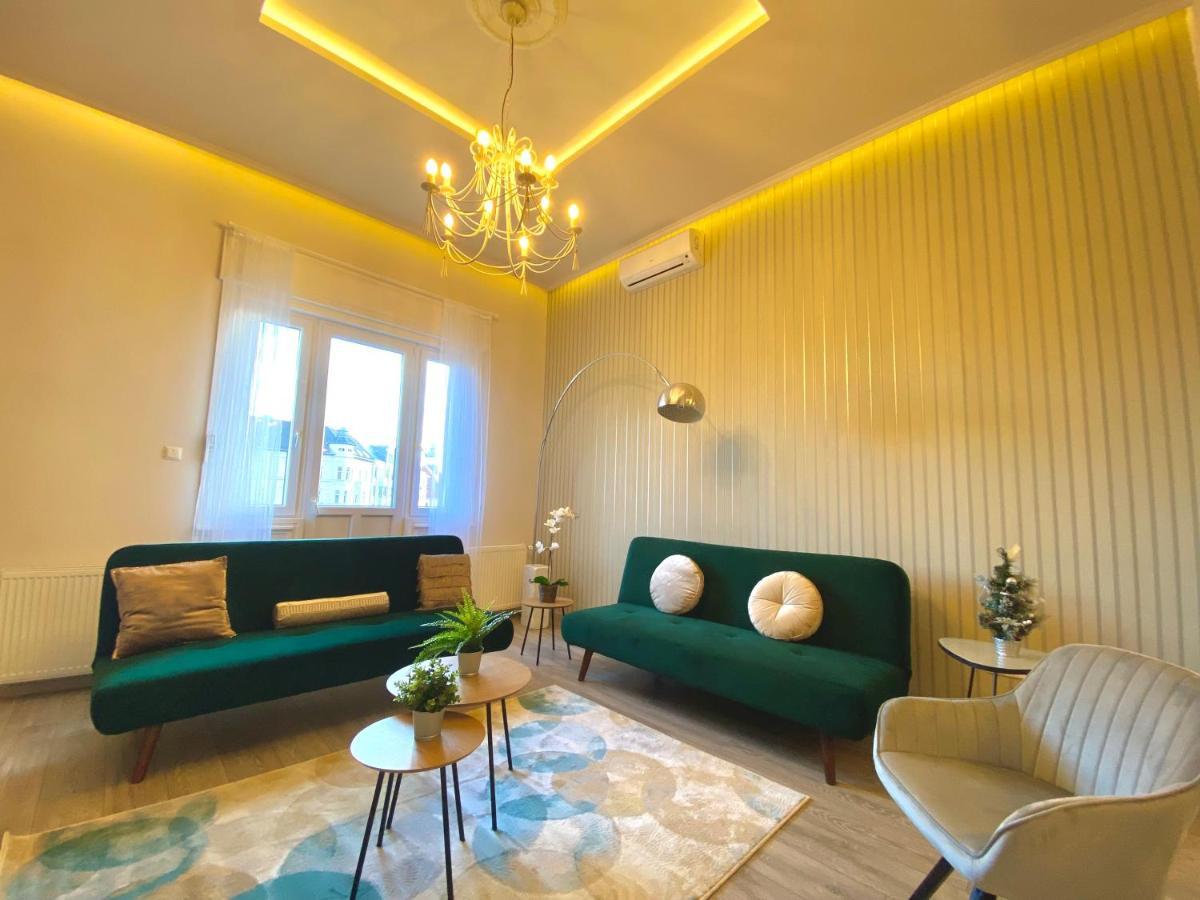 Luxury Buda Lejlighed Budapest Eksteriør billede
