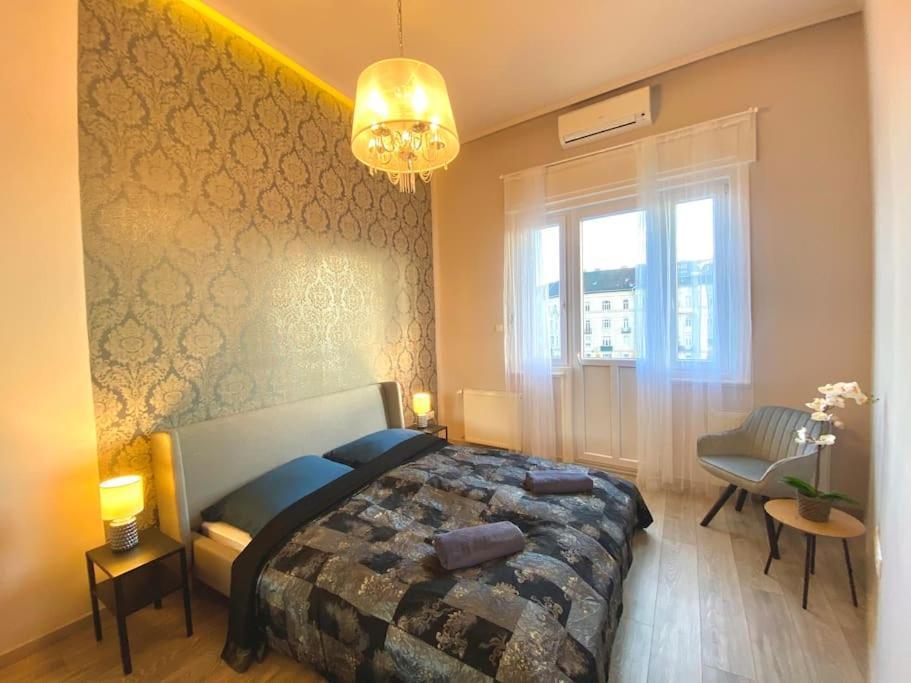 Luxury Buda Lejlighed Budapest Eksteriør billede